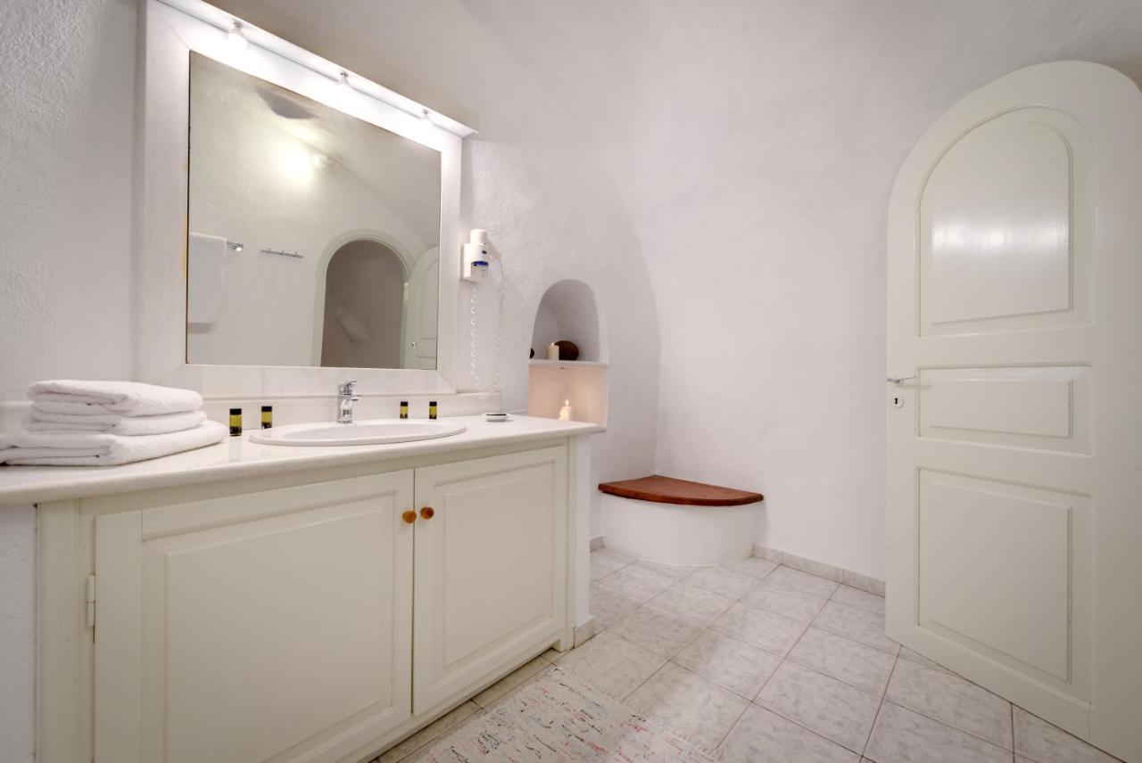 Chelidonia Traditional Villas Oia  Exterior photo