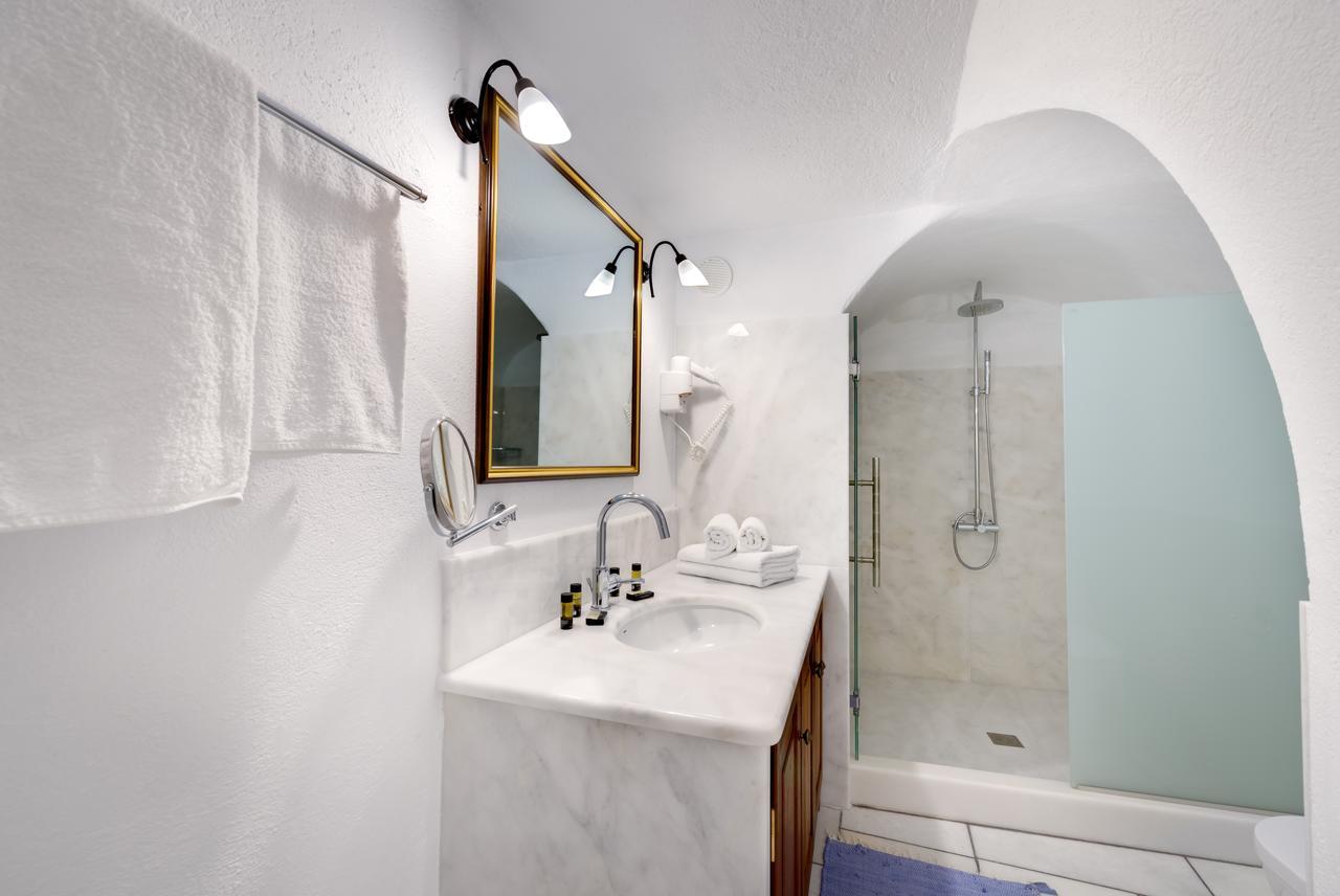 Chelidonia Traditional Villas Oia  Exterior photo